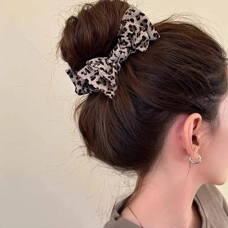 Premium Vintage Hair Clip